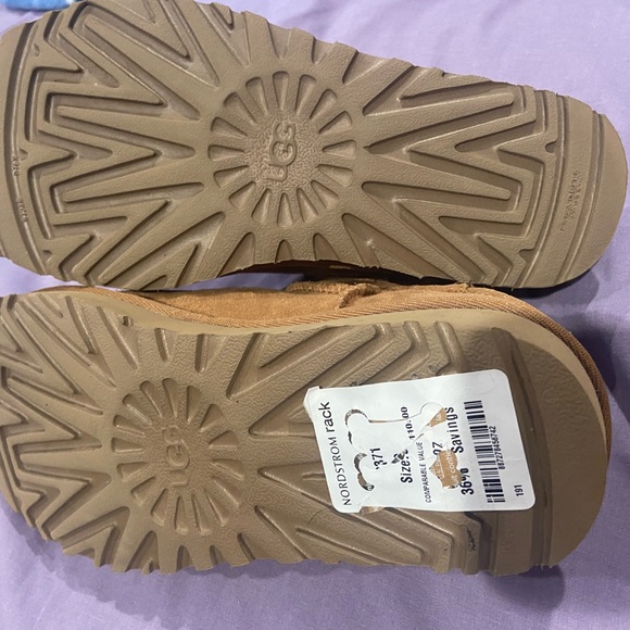 UGG sandals - Picture 6 of 7